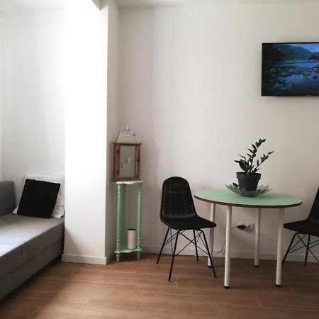 Mini Apartamento Centrico Con Zonas Compartidas Hotel Valencia Exterior photo